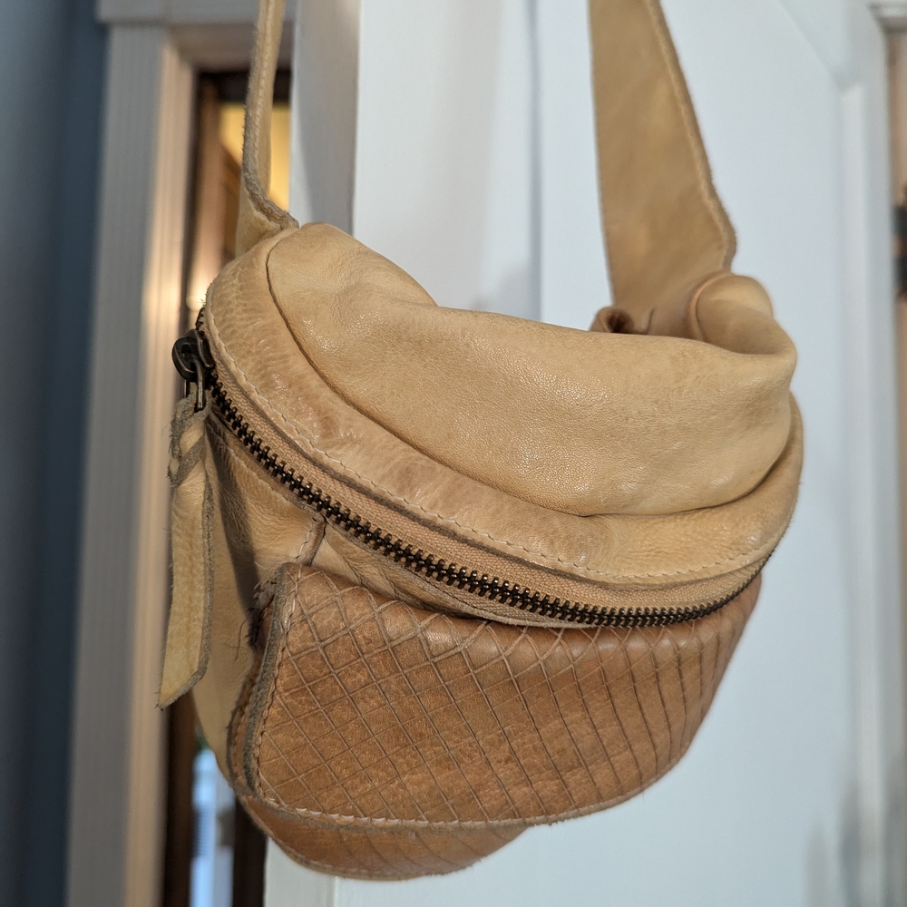 Free People Corrinne Snake Leather Belt Bag Fannie Pack VGUC. Sezane Madewell